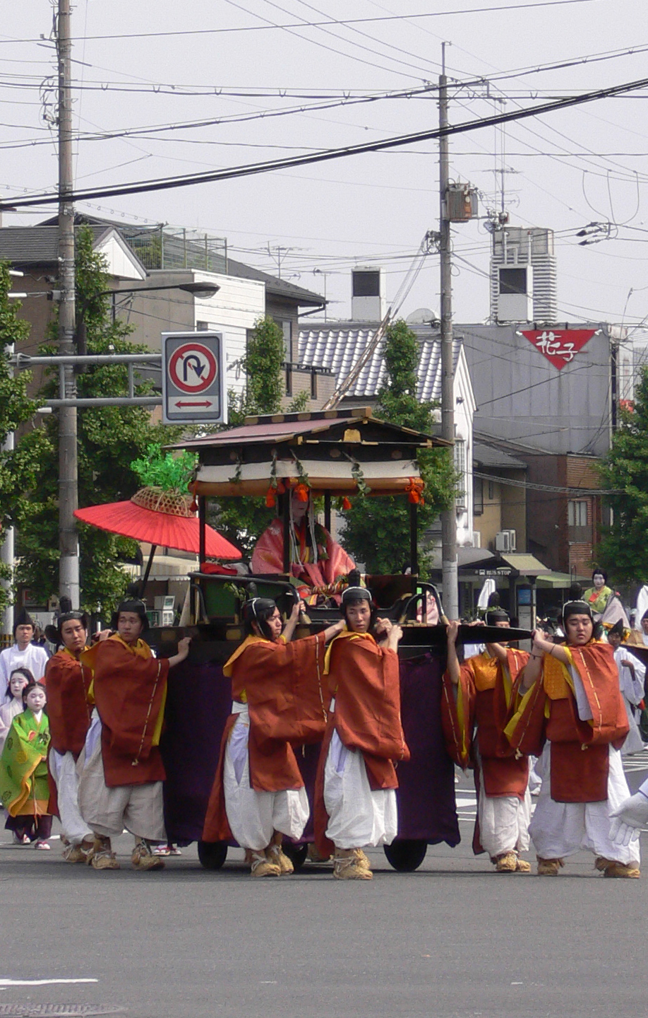 葵祭 2027｜5月15日（土）例年10:30京都御所出発・行列ルートと時間・有料観覧席