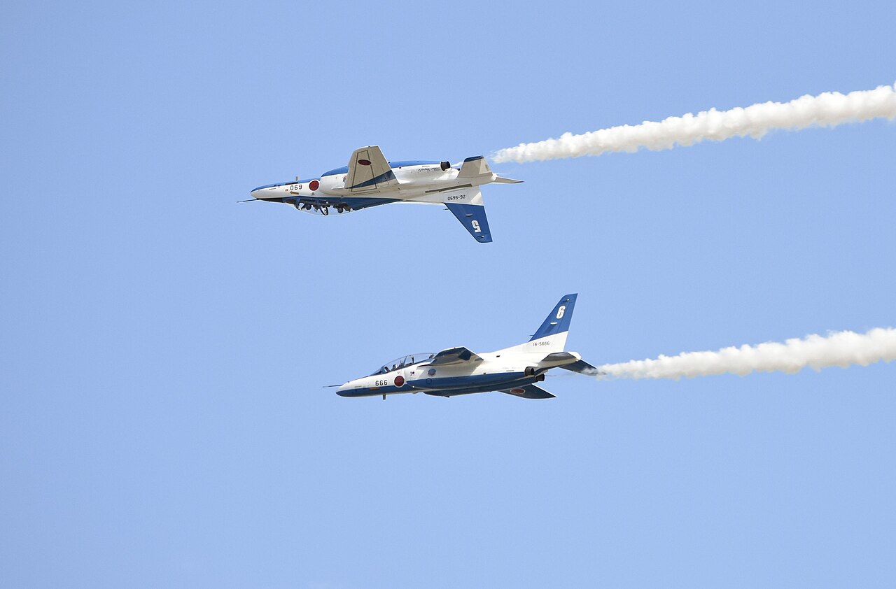 入間航空祭 2026｜11月3日（火・祝）8時開門〜15時・入場無料・ブルーインパルスと稲荷山公園駅からの行き方
