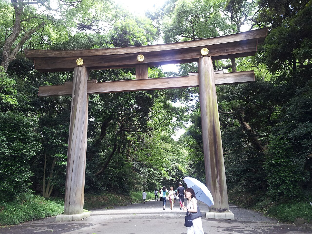 明治神宮 初詣 2027｜終夜参拝・開門時間・混雑する時間帯・アクセス